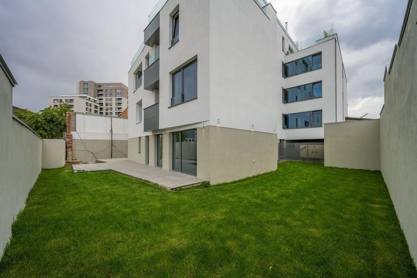 Apartament cu 4 camere în Timpuri Noi