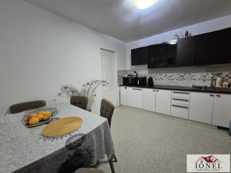 Casă individuală cu 3 camere cu Teren 1521 Mp în Sântimbru