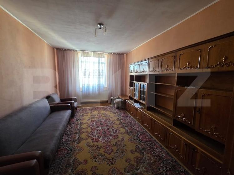 Apartament cu 2 camere decomandat, mobilat în Ultracentral