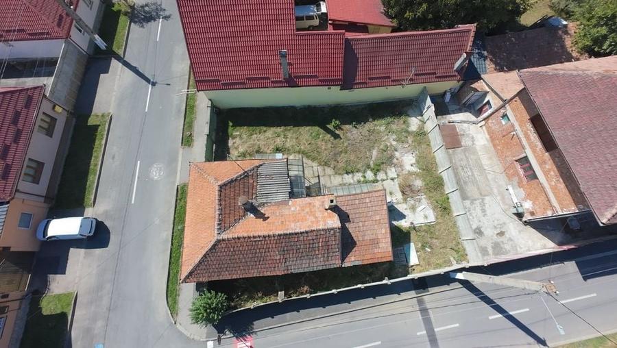 Casă cu 3 camere în Cristian