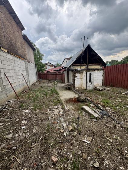 Casă individuală cu 1 camere cu Canalizare în Mihai Bravu