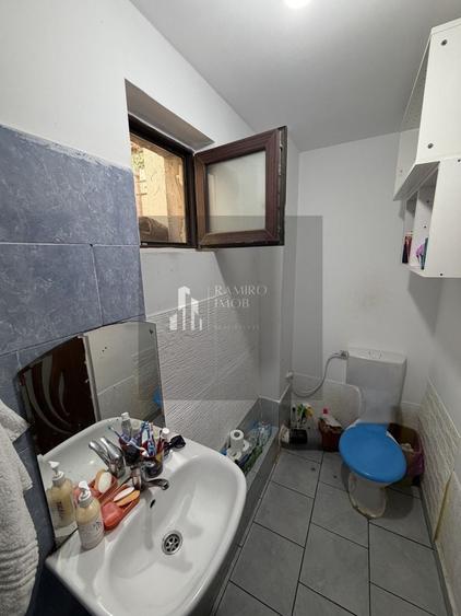 Apartament cu 2 camere decomandat, mobilat în Sălaj