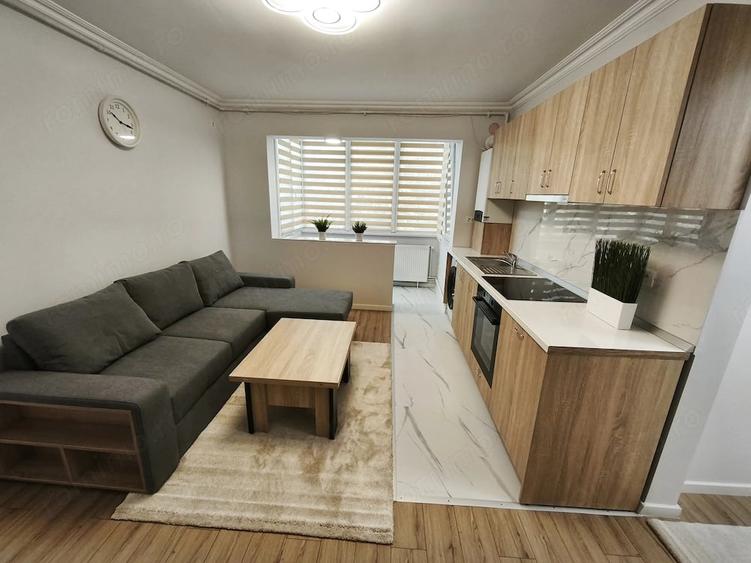 Apartament cu 3 camere semidecomandat în Take Ionescu