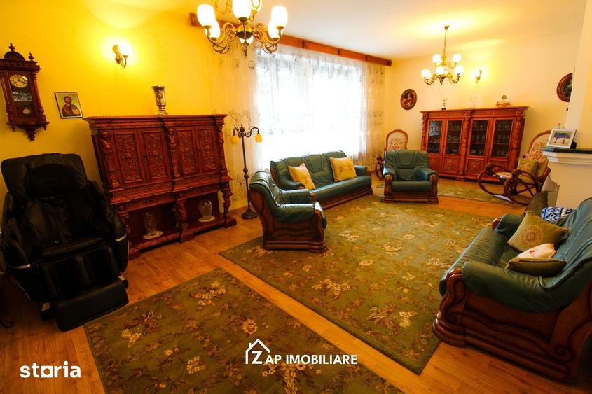 Casă cu 7 camere cu Teren 1259 Mp în Unirii