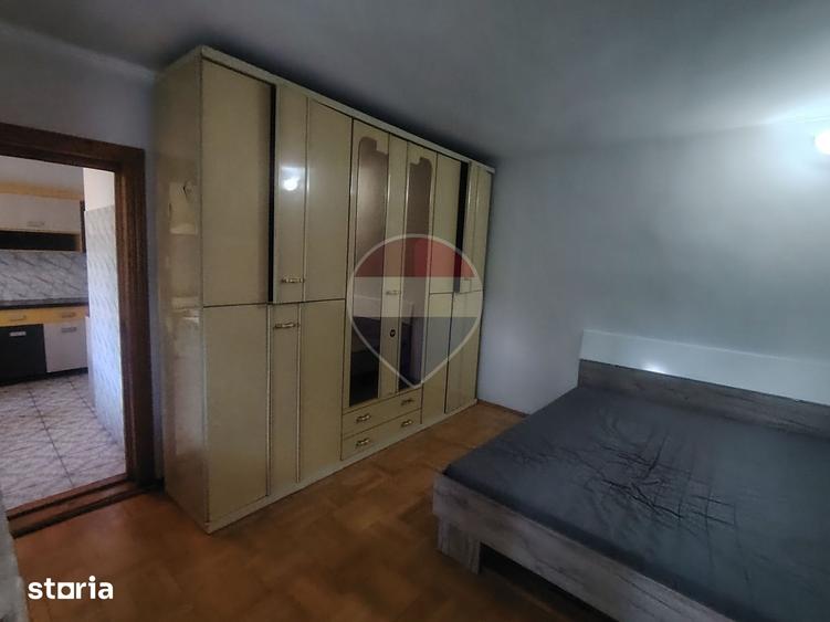 Apartament cu 2 camere, mobilat în Sud
