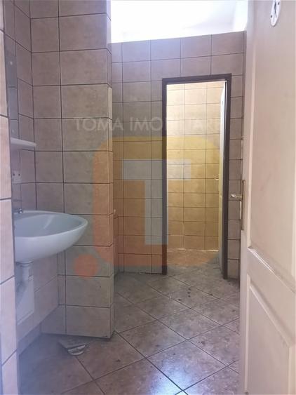 Spațiu comercial, de 246 mp, în Mărăței