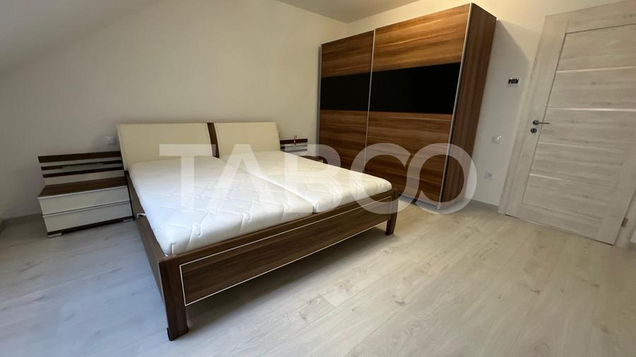 Apartament cu 3 camere decomandat, mobilat în Ștrand