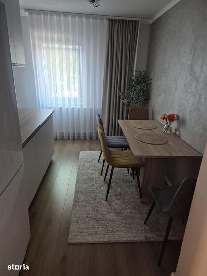 Apartament cu 3 camere în Cantemir