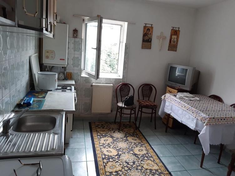 Apartament cu 2 camere nedecomandat în Fălticeni