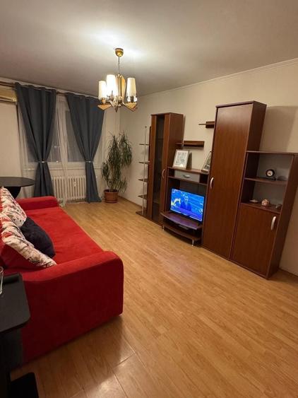 Apartament cu 3 camere decomandat, mobilat în Dristor