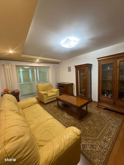 Apartament cu 4 camere în Obor