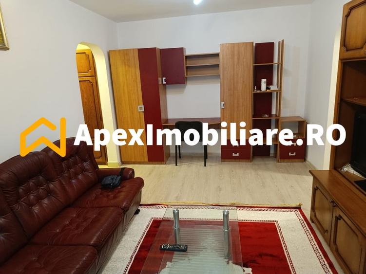 Apartament cu 2 camere semidecomandat în Vatra Luminoasă