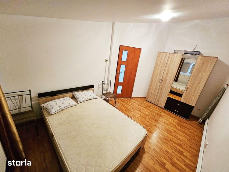 Apartament cu 2 camere în Micro 20