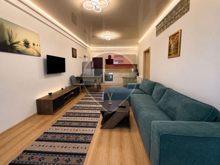 Apartament cu 3 camere, mobilat în Nord
