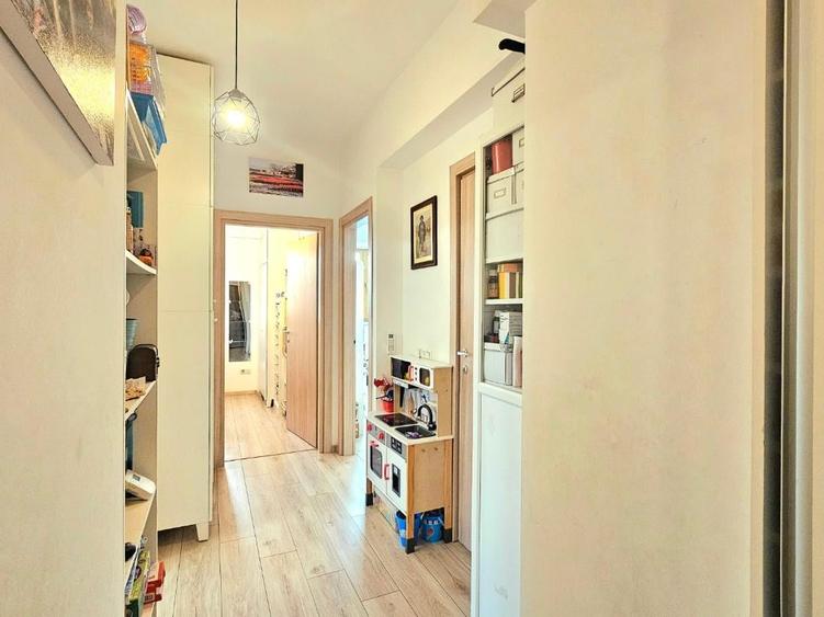 Apartament cu 3 camere decomandat, mobilat în Bucureștii Noi