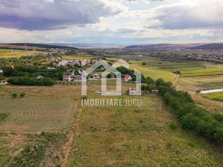 Teren de 1900 mp, în Jucu