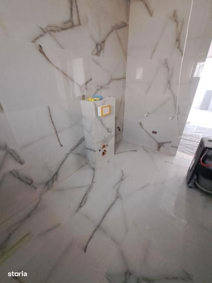 Casă cu 6 camere cu Teren 490 Mp în Adunații-Copăceni