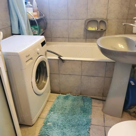 Apartament cu 2 camere decomandat în 1 Mai