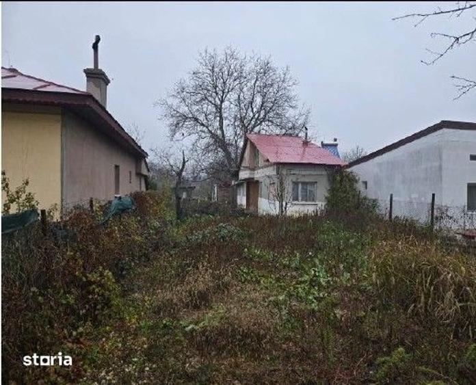Casă cu 2 camere cu Teren 1324 Mp în Ogrezeni