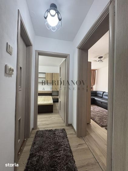 Apartament cu 3 camere decomandat în Colentina