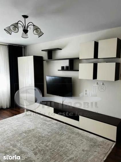 Apartament cu 3 camere decomandat în Canta