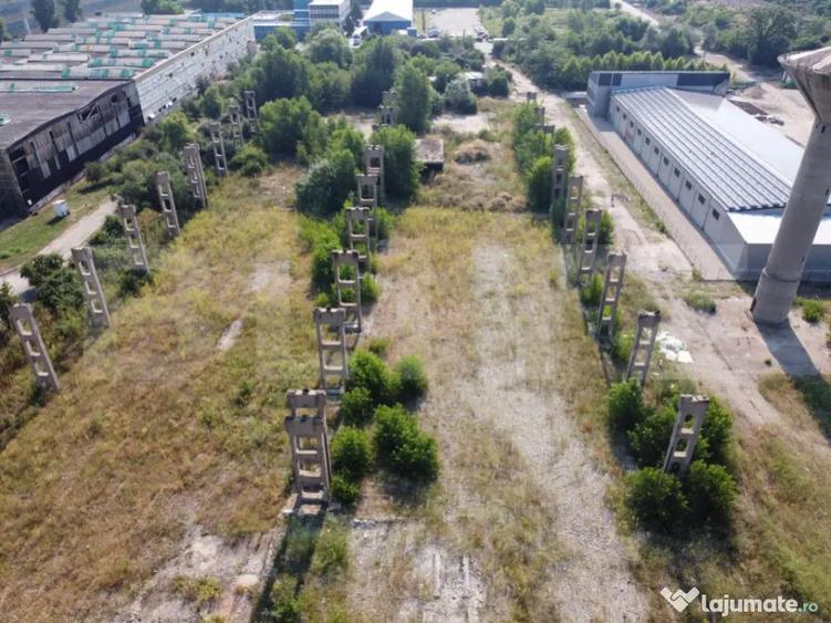 Teren intravilan, de vanzare, 28.760 mp, zona industriala T - 10