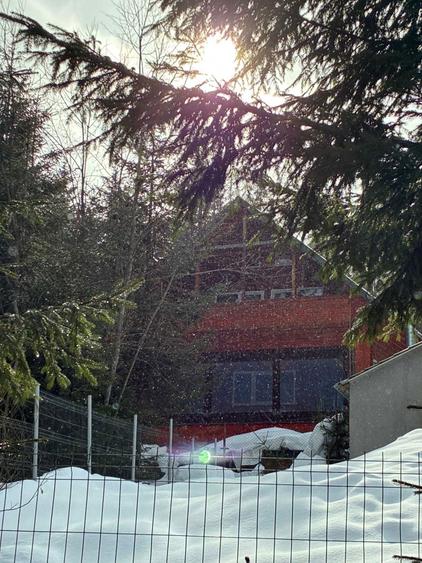 vand cabana in statiunea M.Baisorii - 1