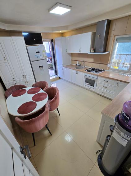 Vila P+1+M 5 camere 200mp casa+ curte 110mp Soseaua Andronache Voluntari - 10