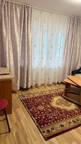 Inchiriez apartament 2 camere - 3