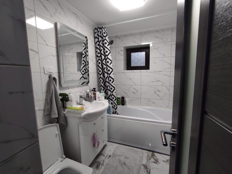 Apartament 3 cam decomandat, renovat,- modern, mobilat Frumoasa! - 8