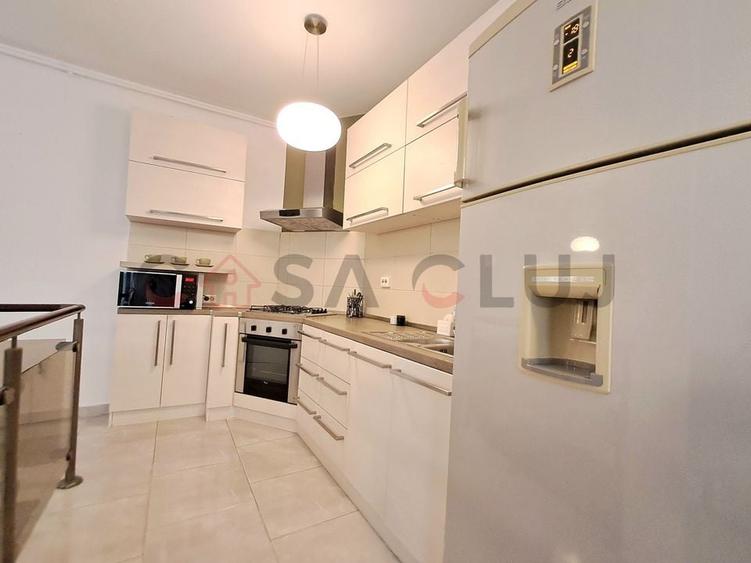 Casa, Curte Comuna, Zona Centrală!! - 4