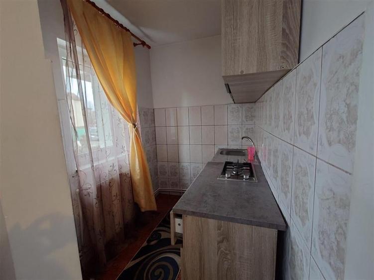 Garsoniera de inchiriat in Brad, Str Privighetorilor - 5