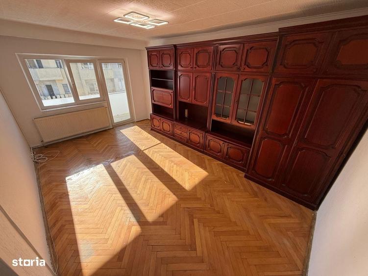 Apartament cu 2 camere decomandat în Central