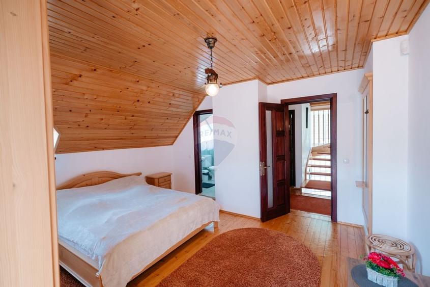 Vilă cu 6 camere, teren de 1000mp, într-un resort montan privat - 5