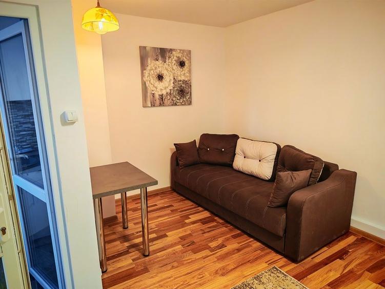 Proprietar Garsoniera renovata Sp Judetean bloc apartamente - 1