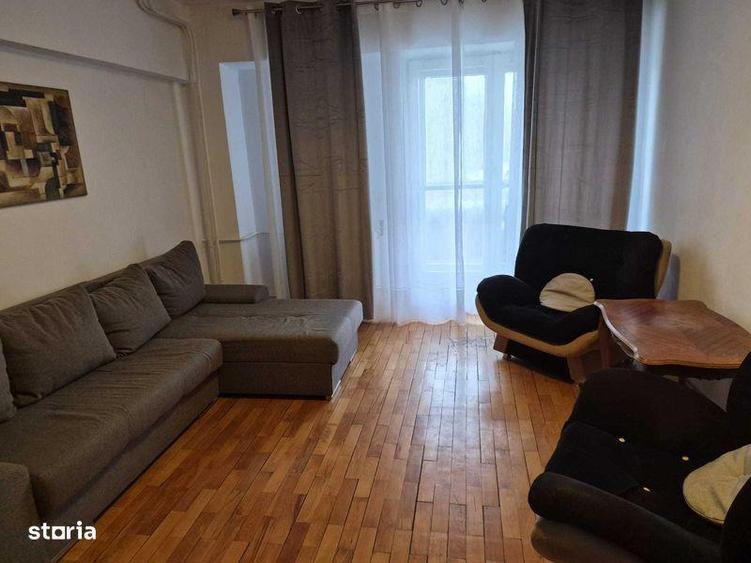 Piata Unirii metrou Unirea Shopping Centre - 1