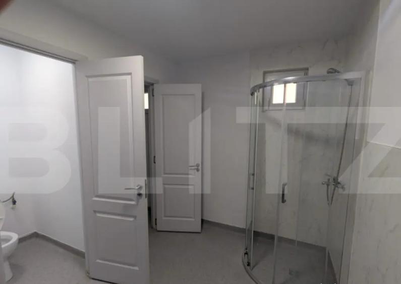 Proprietate cu teren intravilan, 450 mp, zona Micro 6 - 6