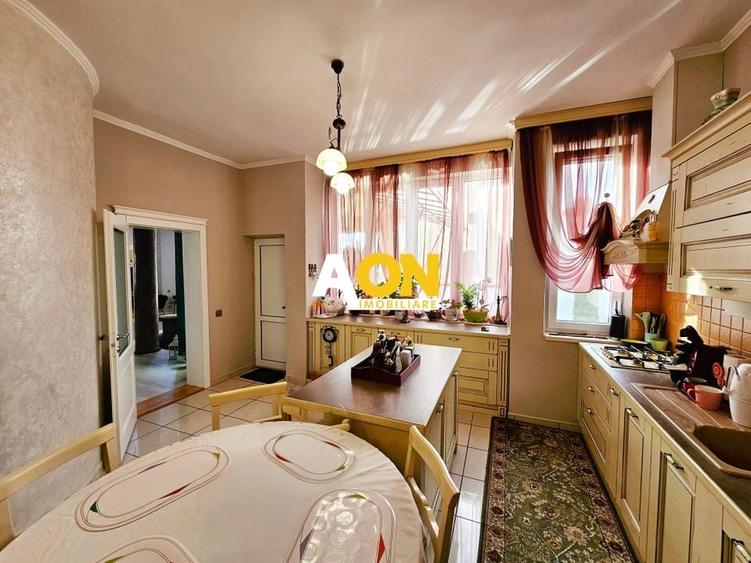 Casă de lux D+P+1, Cetate Alba Iulia, 616 mp, teren 937 mp, 2 garaje - 10