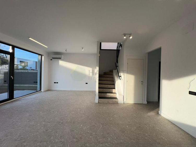 Vilă individuală P+1 cu rooftop 60 mp | 4 camere | 300 mp teren | 0% comision - 5