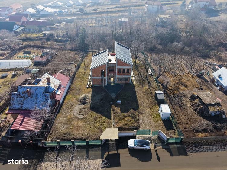 Casa la rosu cu autorizatie valabila in Hemeius - Fantanele - 8