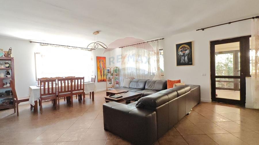 Casă / Vilă cu 5 camere de vânzare în zona Pipera - 2