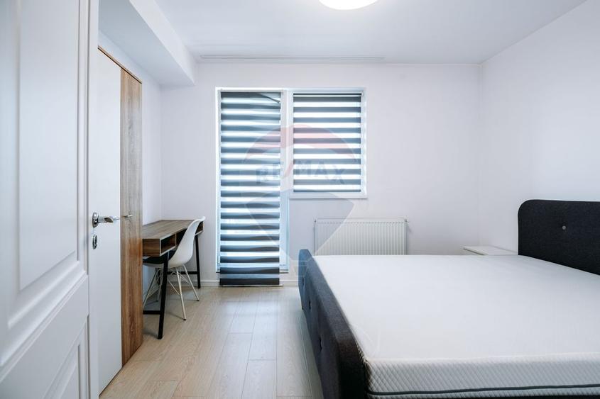 Penthouse pe doua niveluri cu terasa panoramica 24 mp - 12