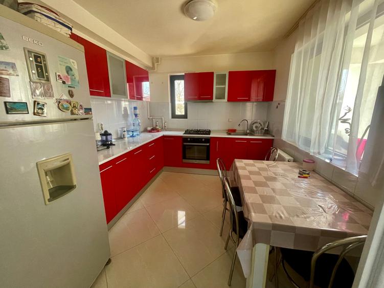 Casa individuala P+1+M situata in sector 4 Drumul Binelui - 17