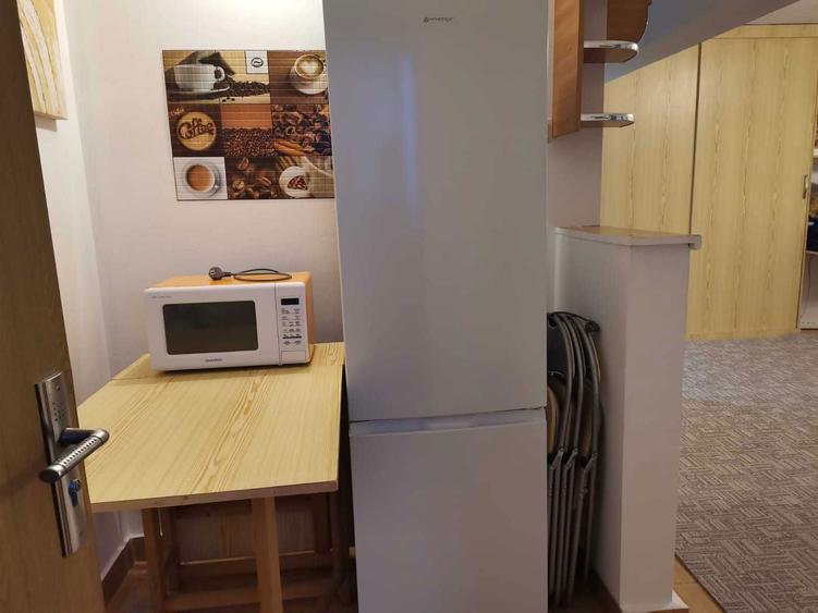 Inchiriez garsoniera in Ploiesti zona Malu Rosu - 13