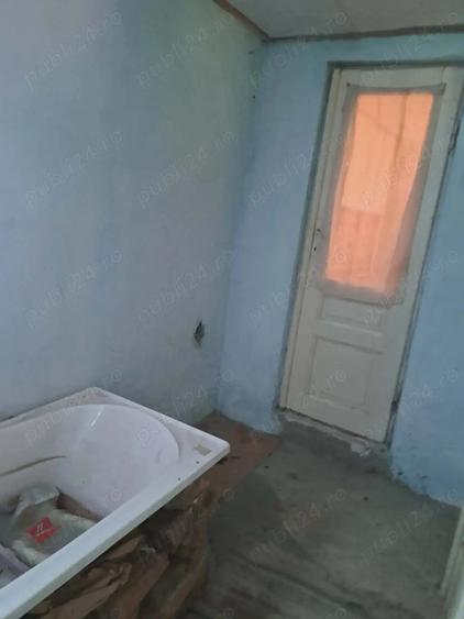 Proprietar vand casa la 14 km de Deva in 2 rate - 2