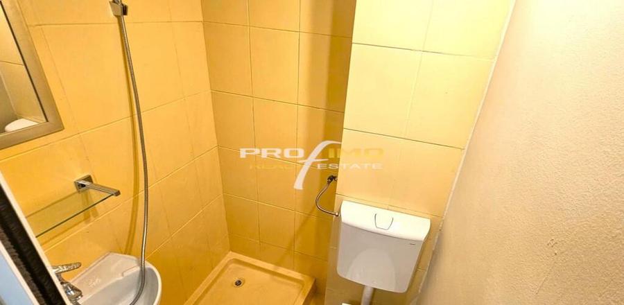 Garsoniera renovata integral, mobilata, utilata, Poarta 6 - 11