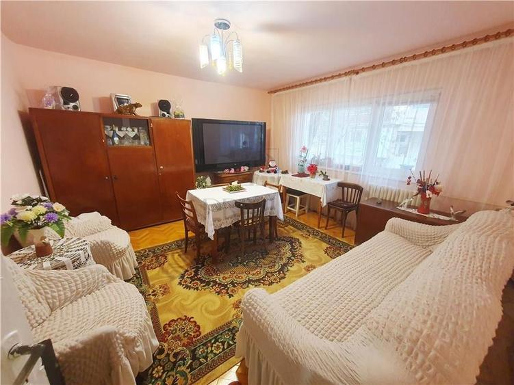 GIROCULUI - 3 CAM - DECOMANDAT  - 2BAI - SPATIOS - BLOC ANVELOPAT - ZONA LINISTI - 1