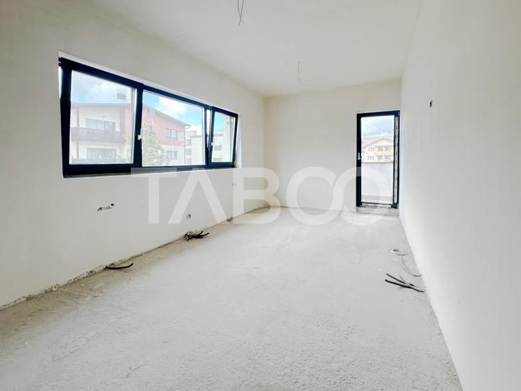 De vanzare casa cu 4 camere loc de parcare in Floresti zona Sub Cetate - 6