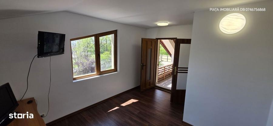 Resedinta deosebita 5 Camere | 200 mp Utili | 1.438 mp Teren | Aleea M - 8