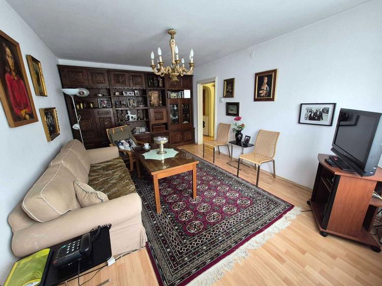 Vanzare 3 camere Brancoveanu - 5